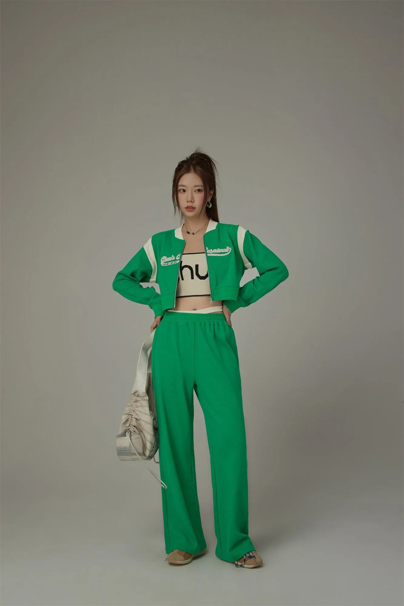 Color Matching Line Cropped Zip-Up