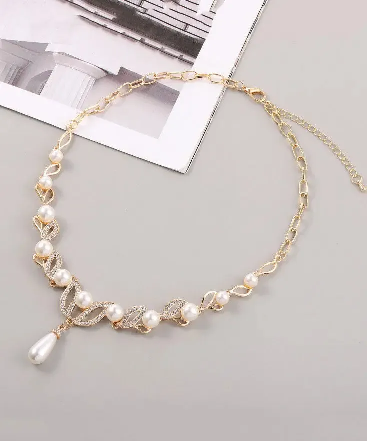 Elegant Gold Alloy Pearl Zircon Pendant Necklace ML0237