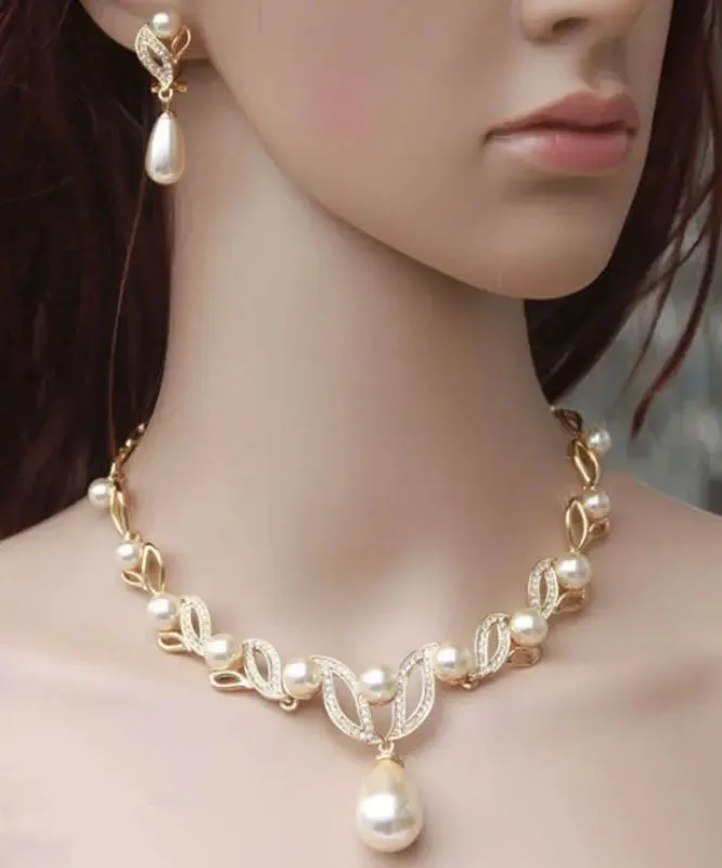 Elegant Gold Alloy Pearl Zircon Pendant Necklace ML0237