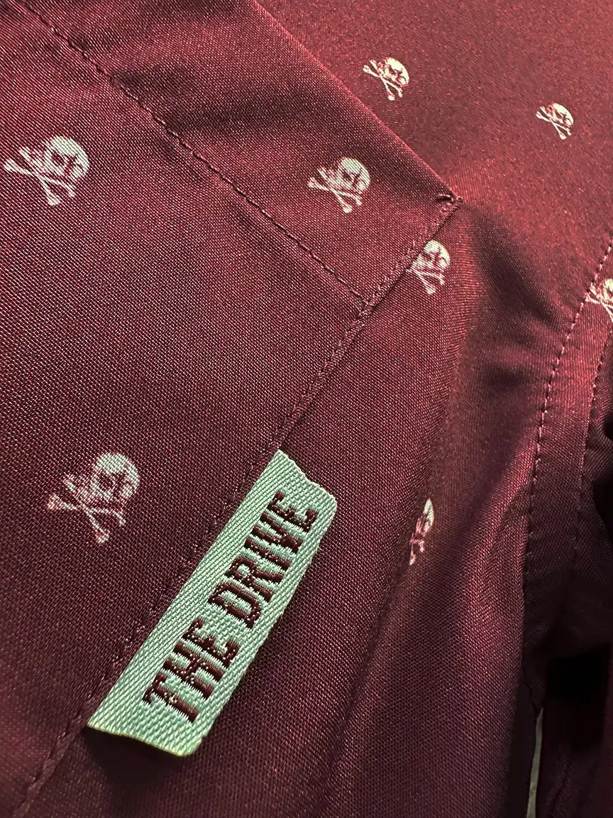 ESSENTIAL INFINITY SKULL MAROON PEARL SNAP BUTTON UP