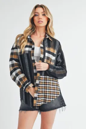 urved Hem Plaid Button Up Shirt